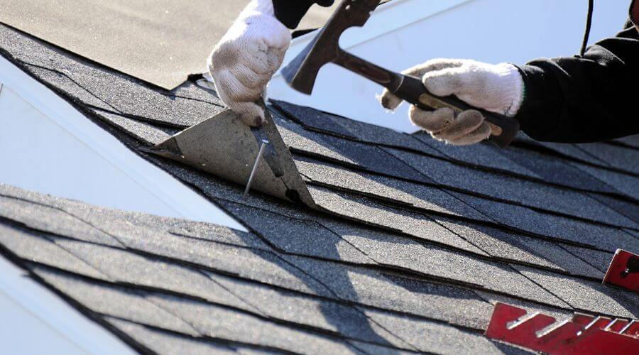 Professional residential roofers in Lohman, MO